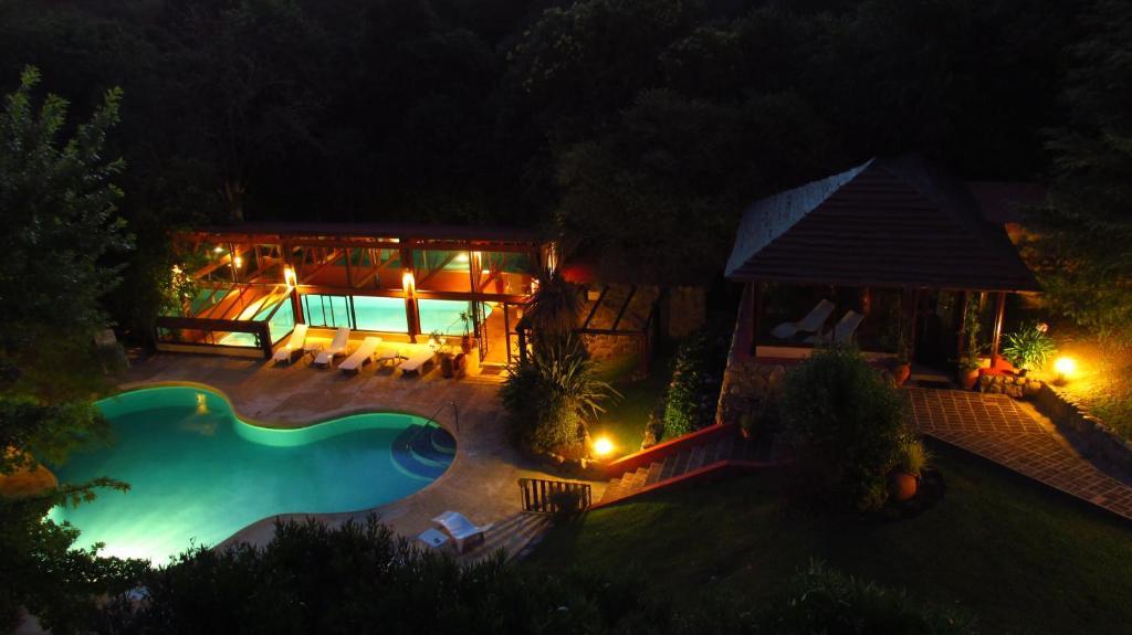 Chalet Suisse Posada & Spa - Adults Only Вилья-Хенераль-Бельграно Экстерьер фото